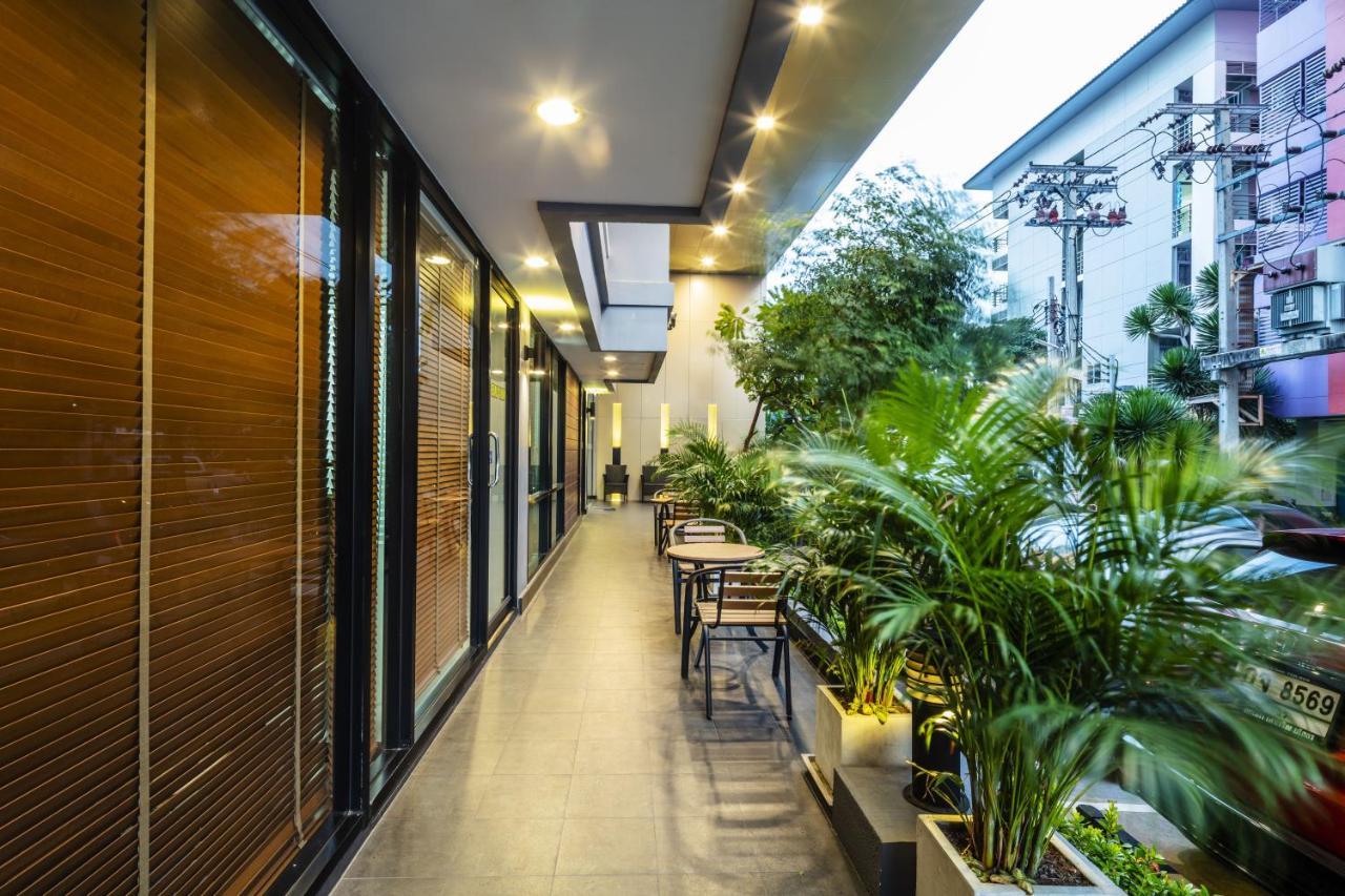 Aliz Hotel Nonthaburi Exterior foto